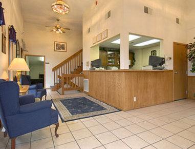 Super 8 by Wyndham Norfolk Motel Eksteriør billede